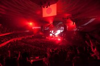 DIR EN GREY「DUM SPIRO SPERO」3月8日の東京・日本武道館公演の様子。（撮影：尾形隆夫）