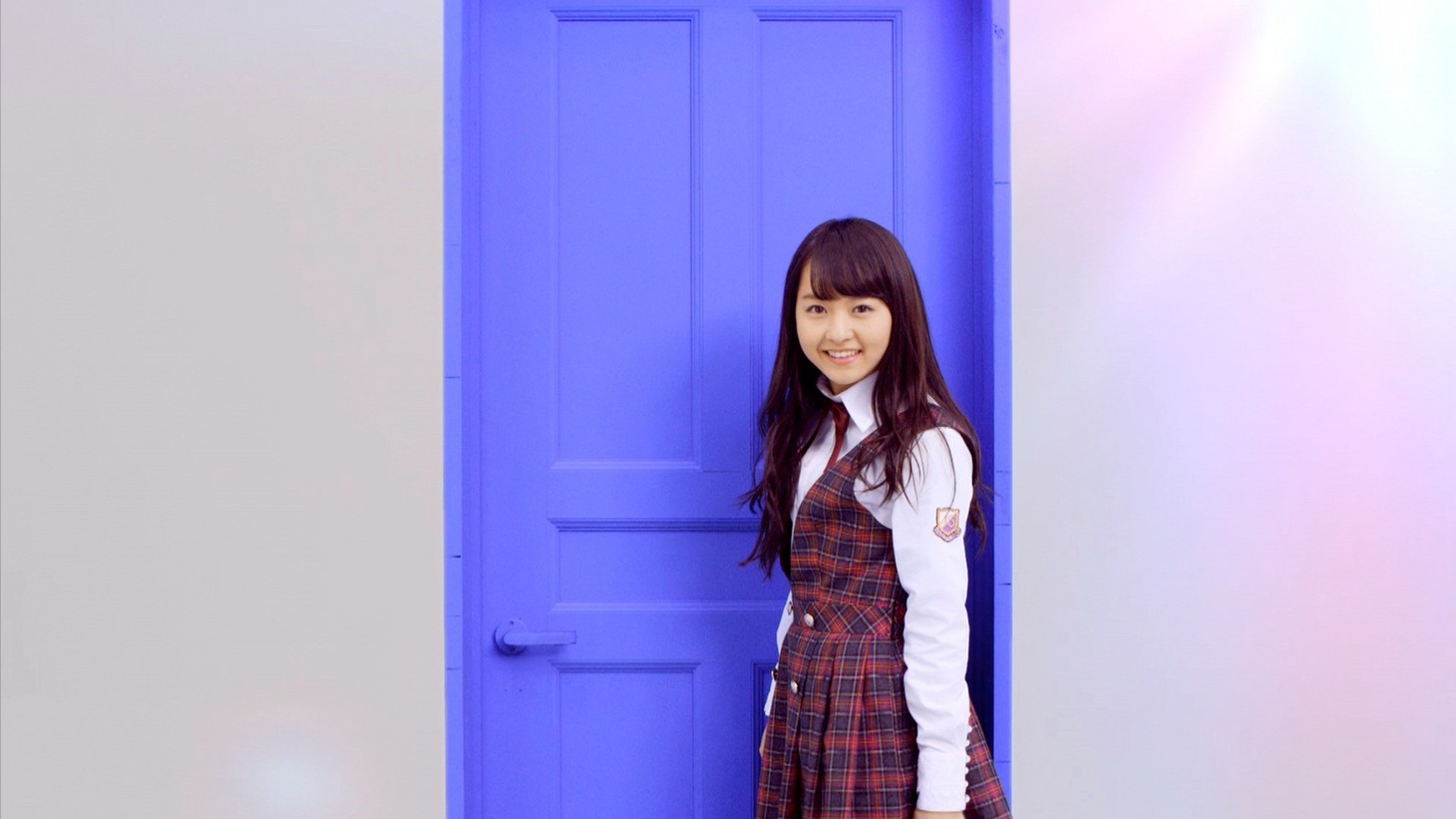 乃木坂46「生まれたままで」PVのワンシーン。