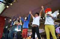 「saku saku Ver.10.0 / 大きな分かれ道」発売記念イベントの様子。