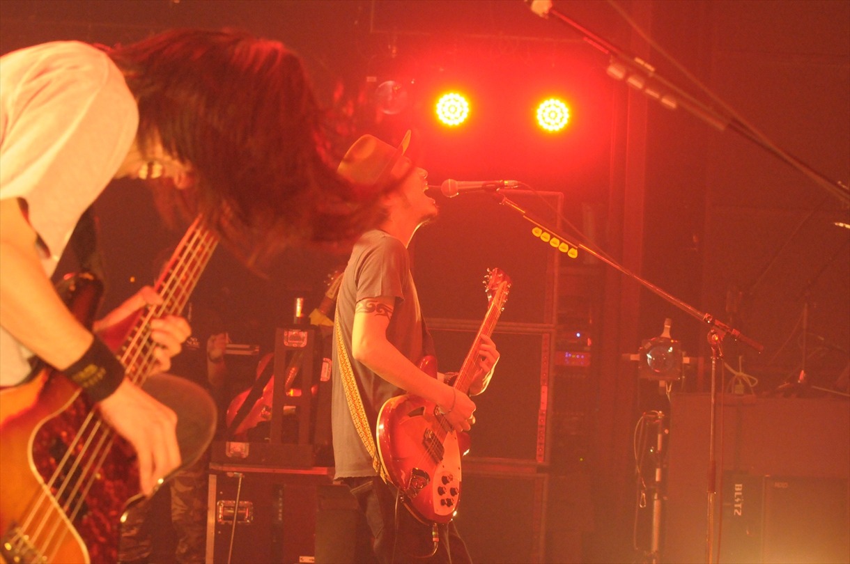 ACIDMAN