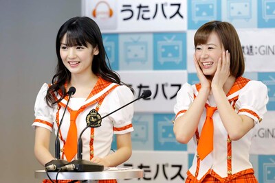 左から道重さゆみ、生田衣梨奈。