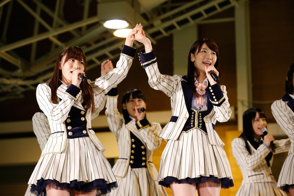 3月11日に岩手県宮古市で行われたAKB48グループのライブの様子。(c)AKS