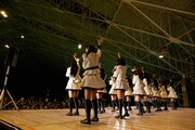 3月11日に岩手県宮古市で行われたAKB48グループのライブの様子。(c)AKS