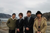 女川に立つ宮城大樹、女川高校卒業生、ハジ→。