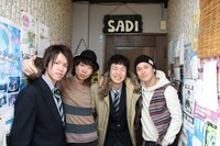 ハジ→、宮城大樹、女川高校卒業生の記念写真。