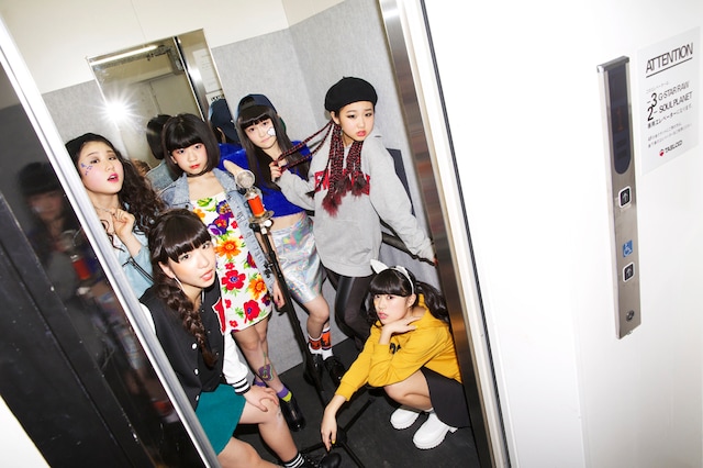 ナタリーPower PushではLittle Glee Monsterのメディア初となるインタビューを公開中。