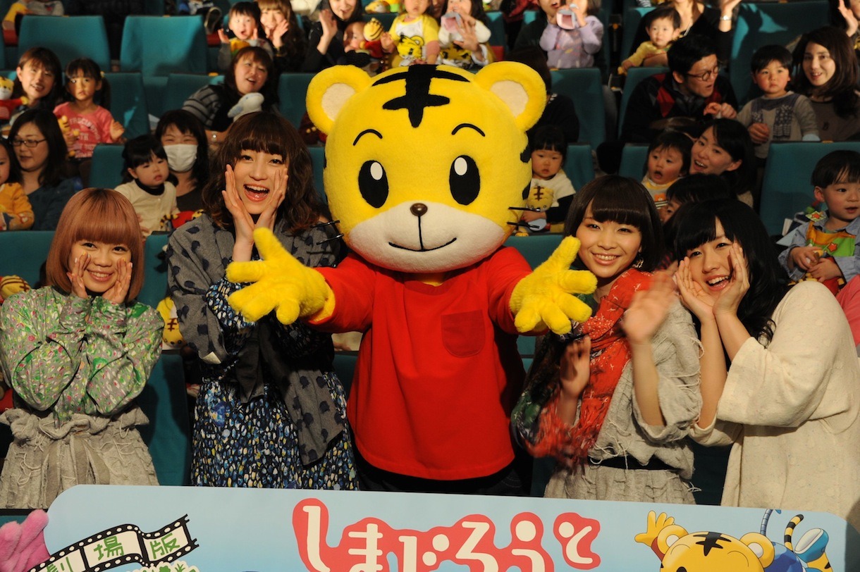 映画「しまじろうと くじらのうた」初日舞台挨拶の様子。