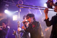 3月13日に東京・SHIBUYA REXで行われたTHE MANのワンマンライブの様子。