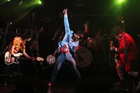 THE 抱きしめるズ