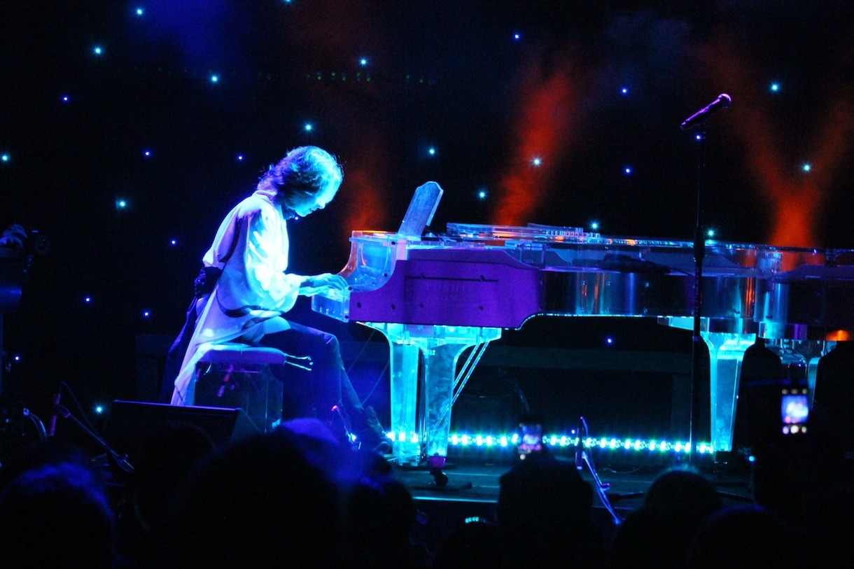YOSHIKI