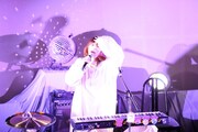 内田万里(Vo, Key)