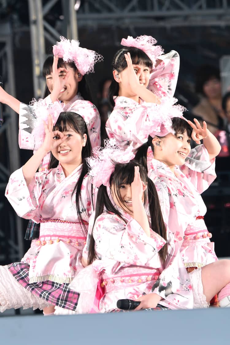 ももクロ 夢の国立で初ライブ ここがパワースポット 音楽ナタリー