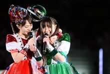 左から百田夏菜子、有安杏果。