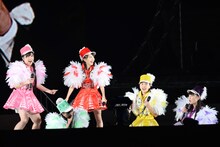 松崎しげるから日産スタジアムでのライブが発表され驚くももいろクローバーZ。