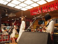 3月15日に行われたタワーレコード渋谷店インストアイベントの様子。