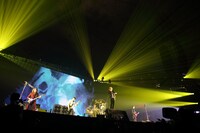 DIR EN GREY「DUM SPIRO SPERO」3月9日公演の様子。（撮影：尾形隆夫）