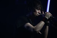 川島道行（Vo, G）