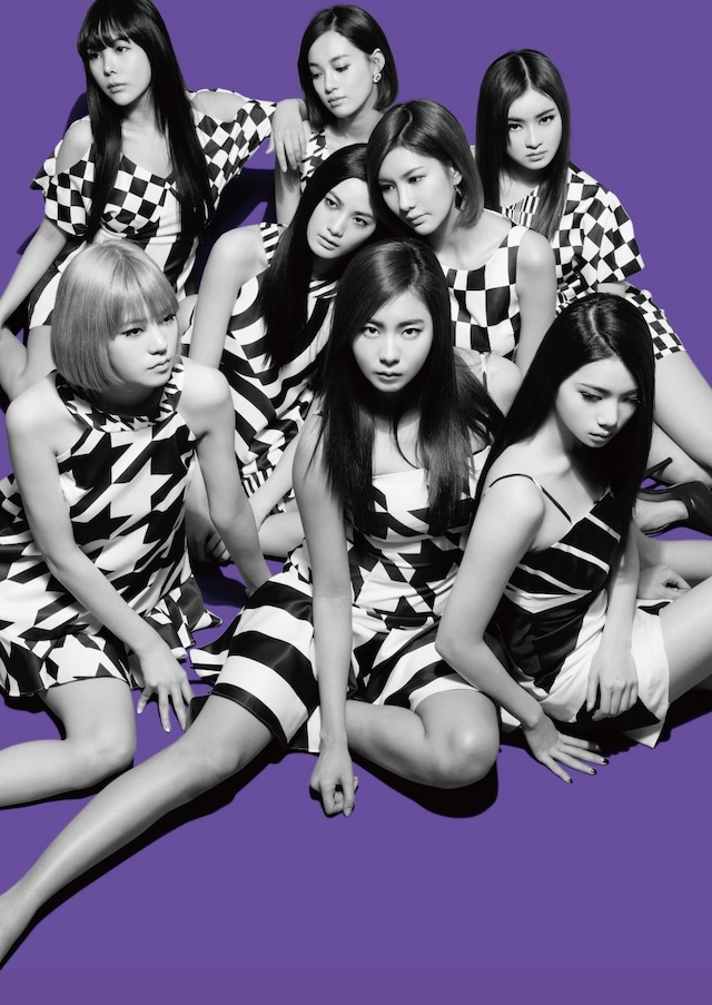 AFTERSCHOOL。最後列中央がジュヨン、中列左がナナ。