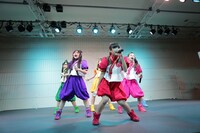 たこやきレインボー「かんぱいイベント」の様子。