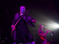 ライブイベント「abura derabu」の模様。（Photo by KASSAI [3PO DESIGN WORKSHOP]）