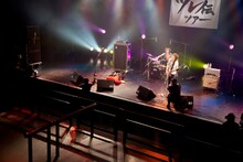 忘れらんねえよ「ツレ伝ZERO in 赤坂BLITZ ～ZEROなだけに観客もゼロ～」の様子。（撮影：外林健太）