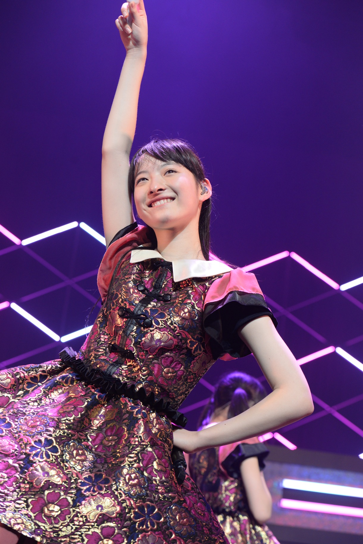 松野莉奈