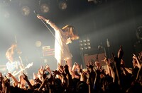 tricot「帰ってきたトリコさん」東京・赤坂BLITZ公演の様子。（Photo by Ohagi）