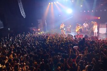 tricot「帰ってきたトリコさん」東京・赤坂BLITZ公演の様子。（Photo by Ohagi）