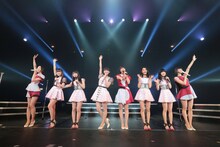 Perfumeと9nineのコラボパフォーマンス。