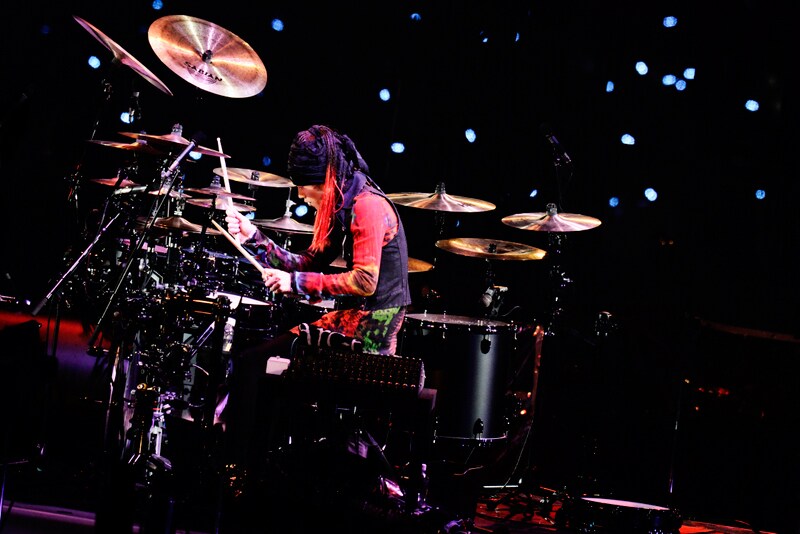 yukihiro（Dr）（撮影：緒車寿一、今元秀明、岡田貴之、田中和子）