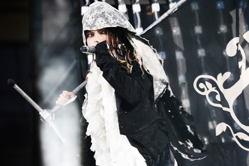 hyde（Vo）（撮影：緒車寿一、今元秀明、岡田貴之、田中和子）