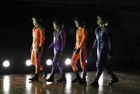 ゴールデンボンバー