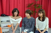 predia。左から青山玲子、湊あかね、岡村明奈。
