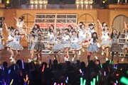 HKT48「HKT48九州7県ツアー～可愛い子には旅をさせよ～」福岡サンパレス公演の様子。(c)AKS