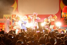きゃりーぱみゅぱみゅ「NANDA COLLECTION WORLD TOUR 2014」オーストラリア公演の様子。（撮影：石井亜希）