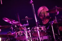 HIROSHI（Dr / CASCADE）（撮影：西槇太一）