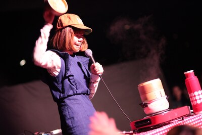 DJみそしるとMCごはん（撮影：西槇太一）