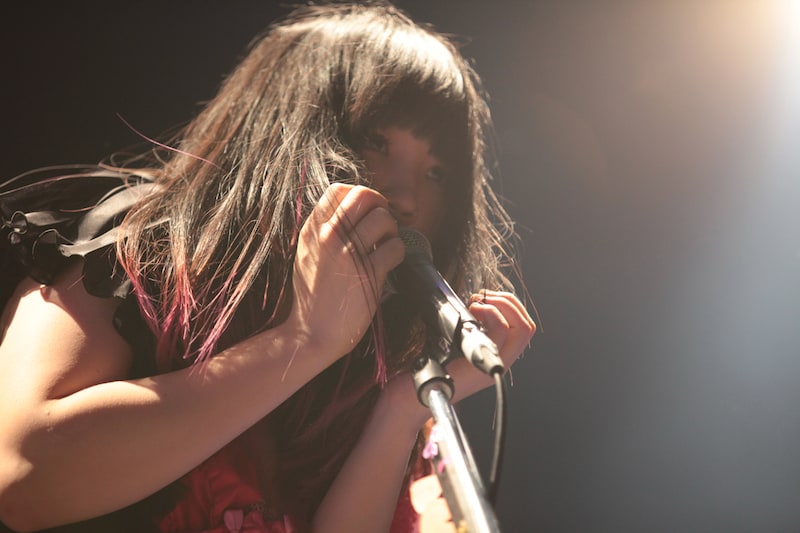 大森靖子&THEピンクトカレフ(撮影:西槇太一)