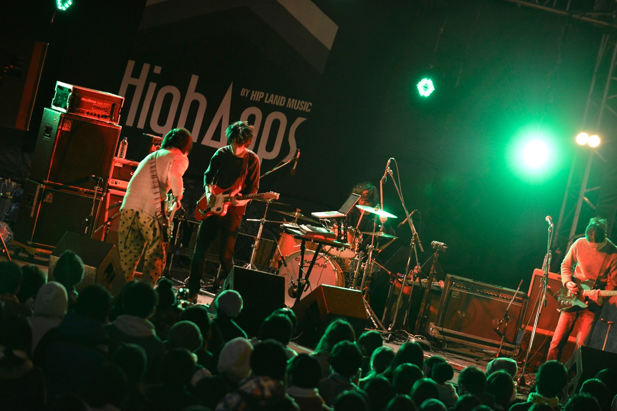 LITE（Photo by AZUSA TAKADA）