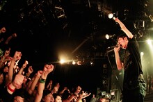 NUBO「"Human hymns"TOUR 2013-2014 FINAL」東京・渋谷CLUB QUATTRO公演の様子。（Photo by HayachiN）