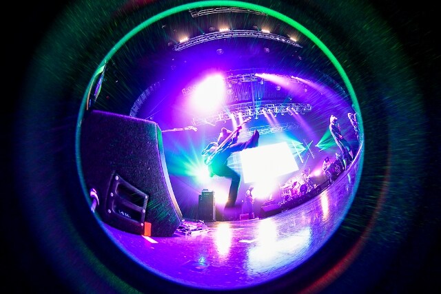MAN WITH A MISSION「Tales of Purefly Tour 2014」東京・Zepp Tokyo公演の様子。
