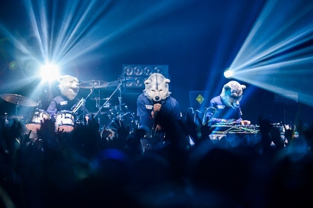 MAN WITH A MISSION「Tales of Purefly Tour 2014」東京・Zepp Tokyo公演の様子。
