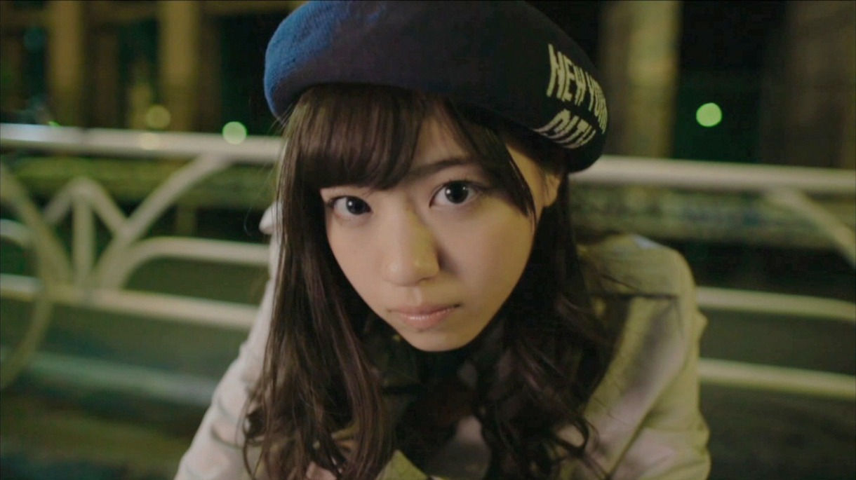 乃木坂46「ロマンスのスタート」PVのワンシーン。