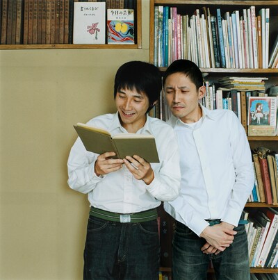 左から、10年前のミドリカワ書房と現在のミドリカワ書房。