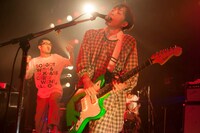 神聖かまってちゃん「～神聖かまってちゃん !! 目指せ! 2014マニフェスト達成!!～『ネットこどっこいしょ☆！』ワンマンライブ！」東京・LIQUIDROOM ebisu公演の様子。