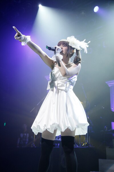 「春奈るなライブ2014-SPRING-」の様子。