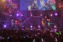 超特急「BULLET TRAIN ONE MAN SHOW ikkiにホールで福おこしだ!!!!!i!! ～少年から青年へ～」の様子。