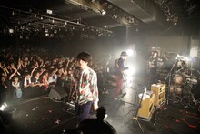 クリープハイプ（撮影：植本一子）