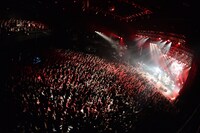 3月27日に東京・Zepp Tokyoにて行われた「決闘披露宴」の様子。（撮影：橋本塁[SOUND SHOOTER]）