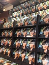 INORANがサイン会を行った際の東京・TSUTAYA東京ミッドタウン店内。